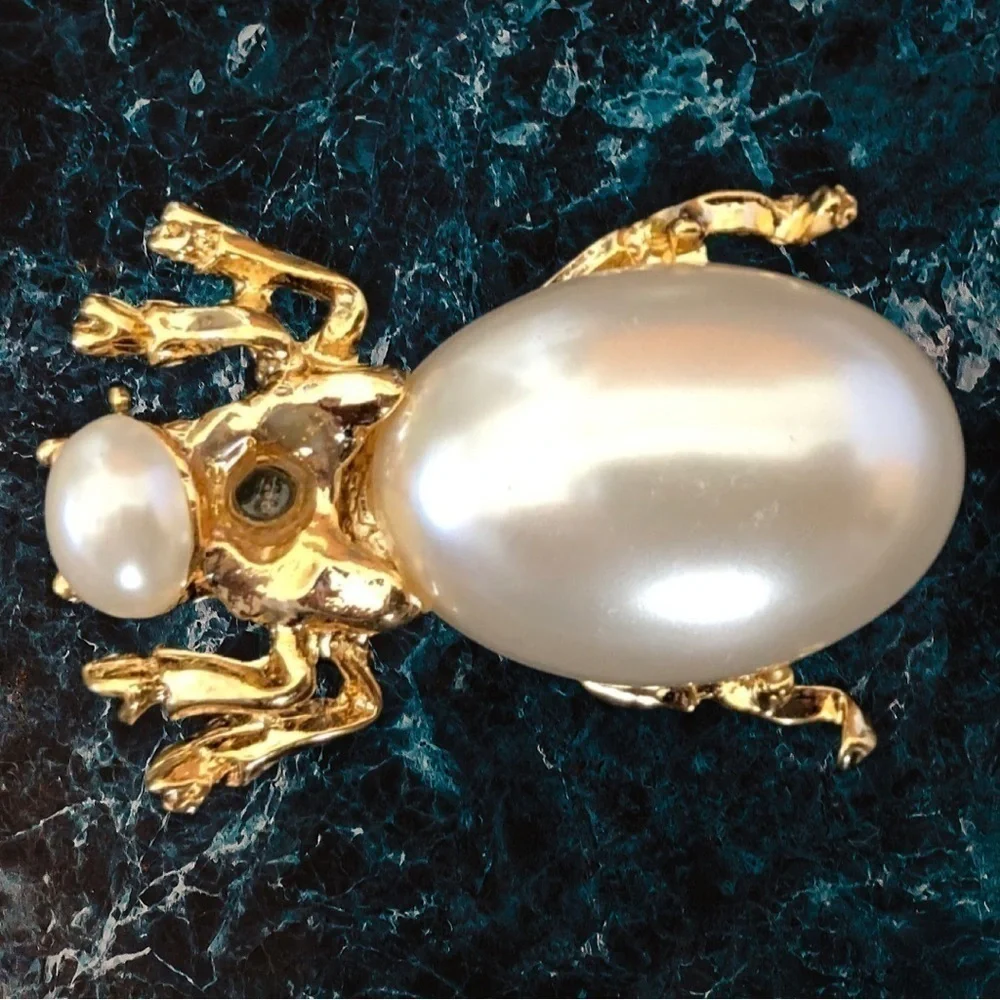 Vintage Bug Beetle Insect Faux Pearl Goldtone Brooch PIN 1 1/2